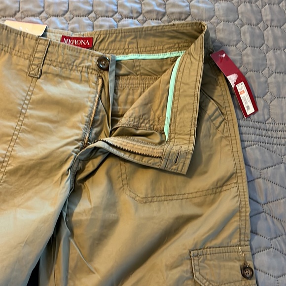Merona Utility Mid-Waist Outback Brown Khaki Crop Capri Pants Size 10 - Picture 4 of 10